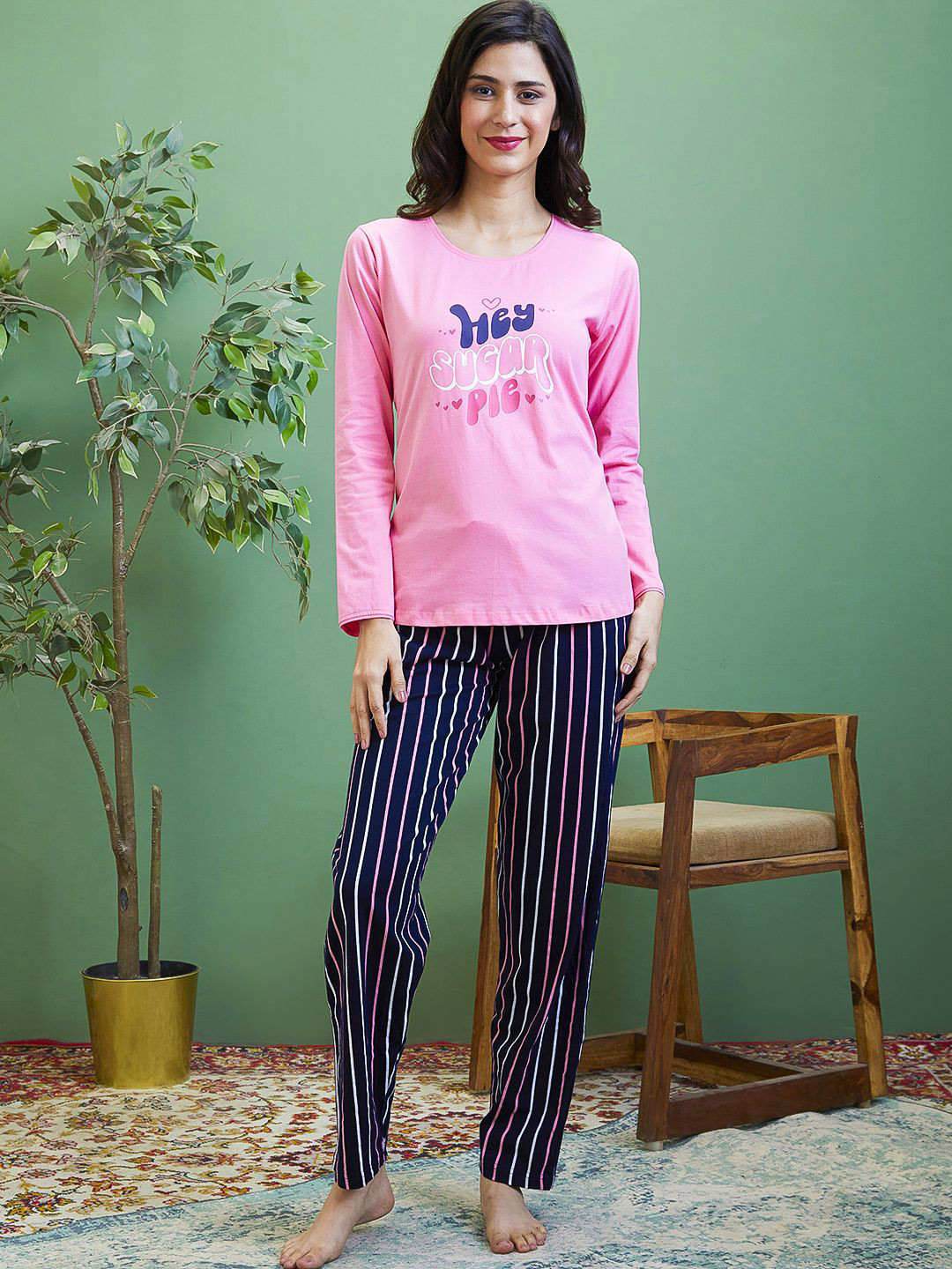 

AV2 Women Striped Printed Night suit, Pink