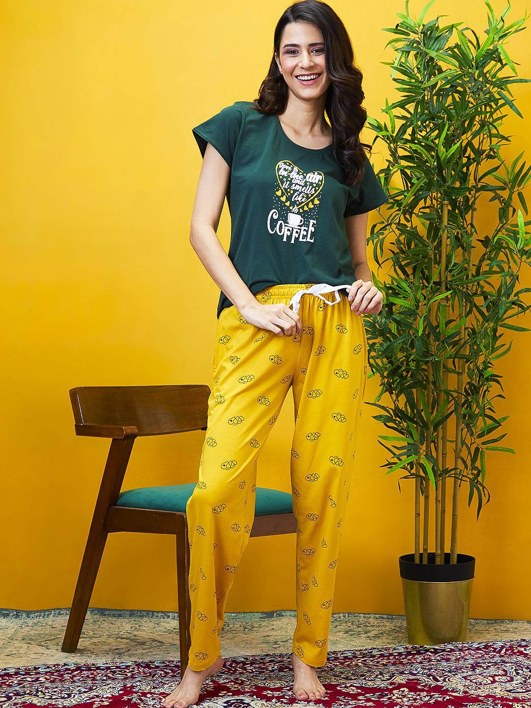 

AV2 Women Typography Printed Night suit, Green