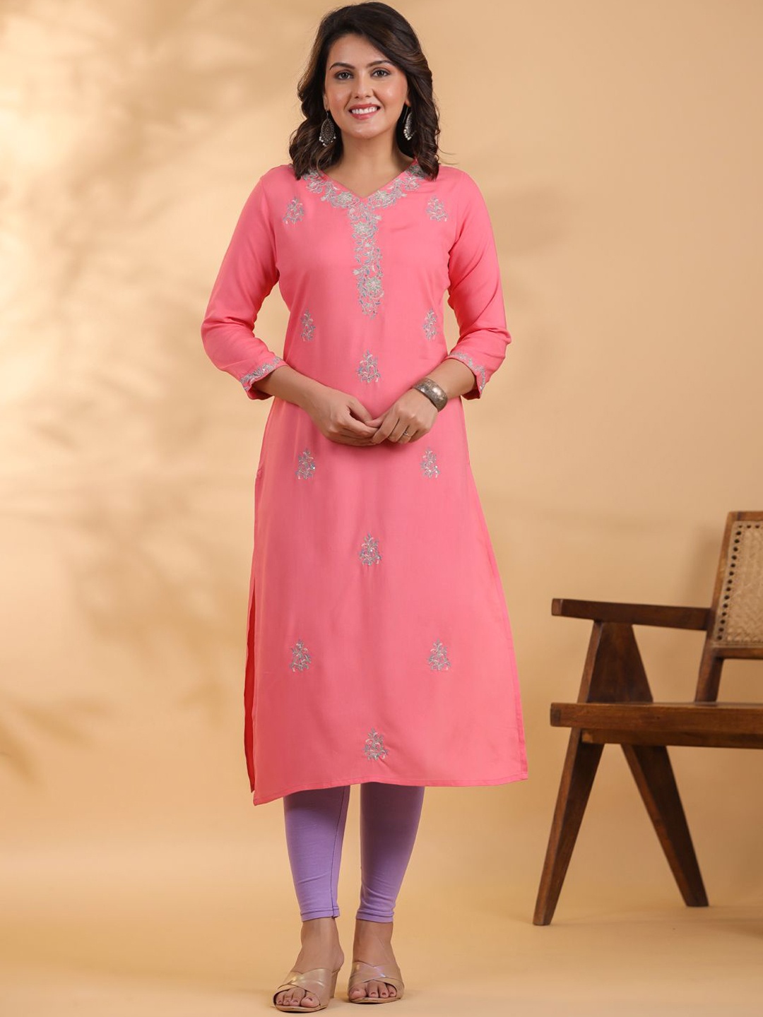 

Readiprint Women Ethnic Motifs Embroidered Thread Work Kurta, Peach