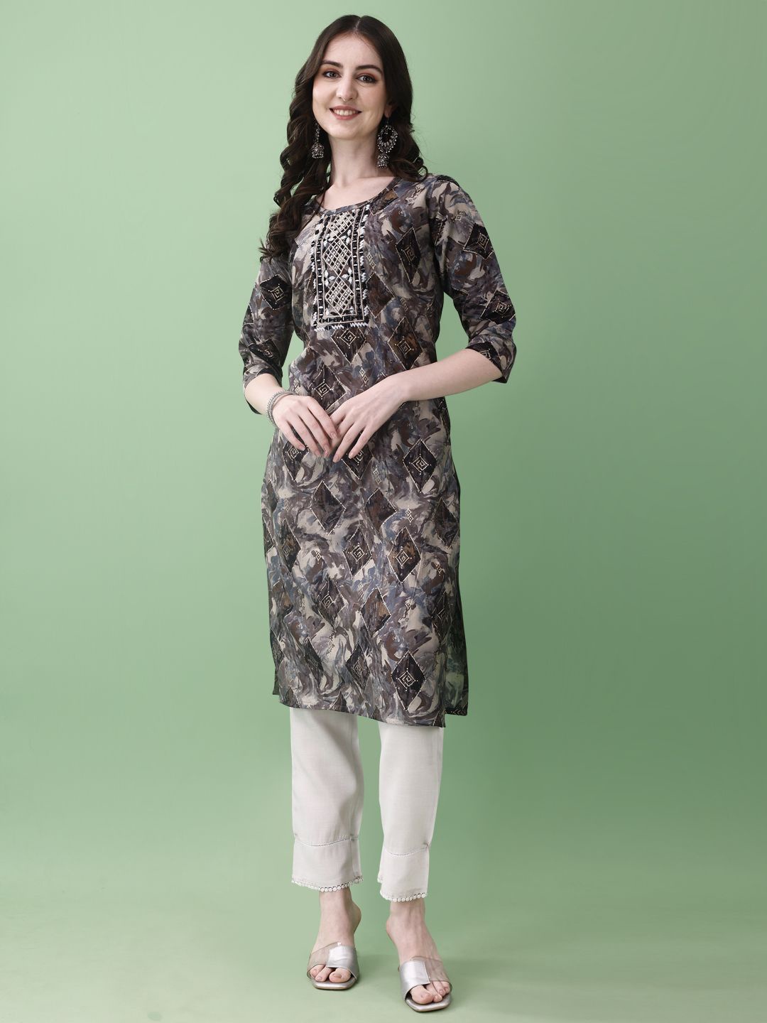 

SAPTRANGI Printed Pure Cotton Straight Kurta, Grey