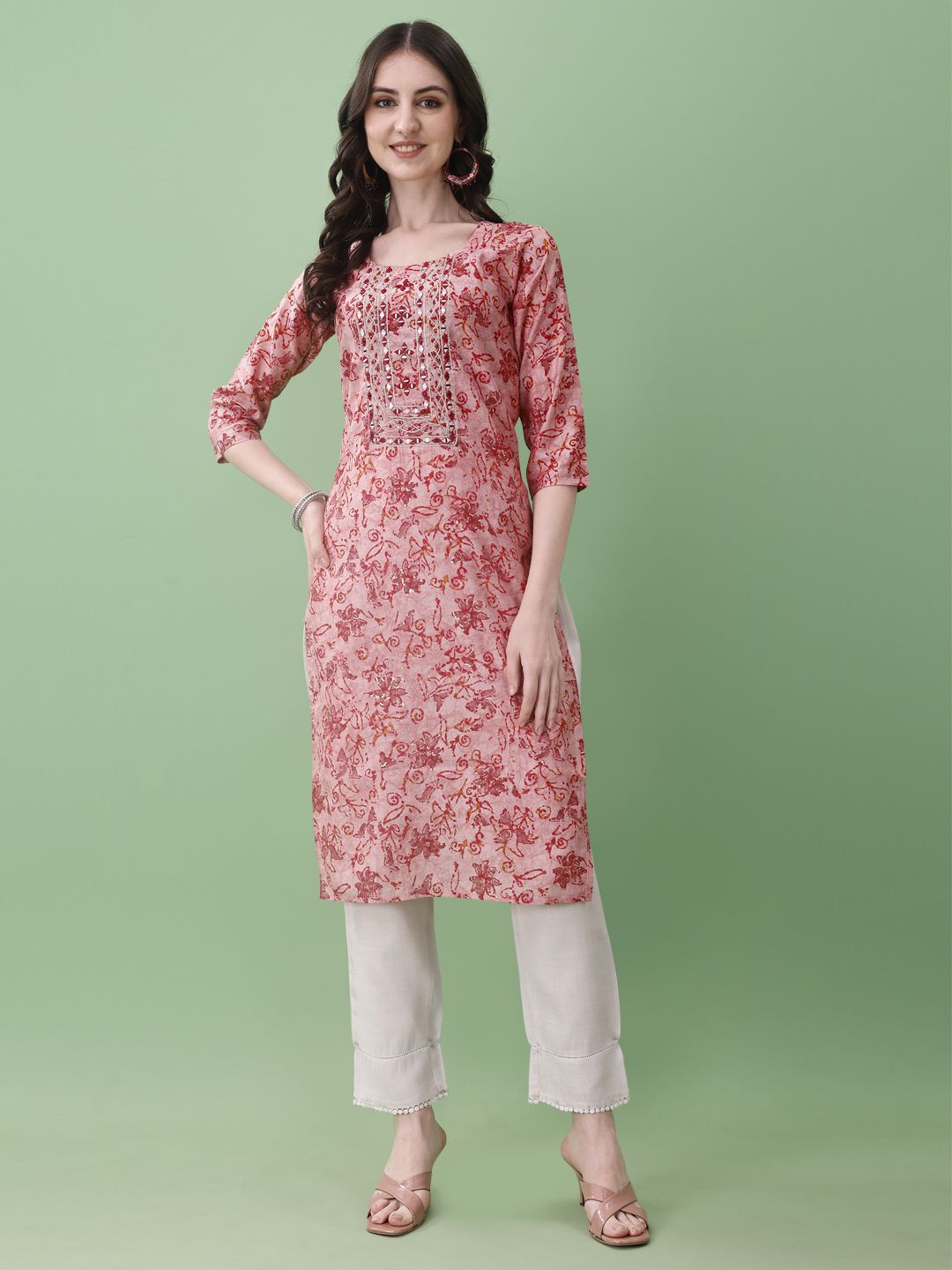 

SAPTRANGI Floral Printed Pure Cotton Straight Kurta, Pink
