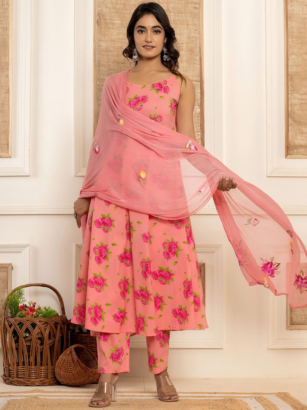 

Yufta Women Floral Printed Regular Pure Cotton Kurta with Trousers & With Dupatta, Peach