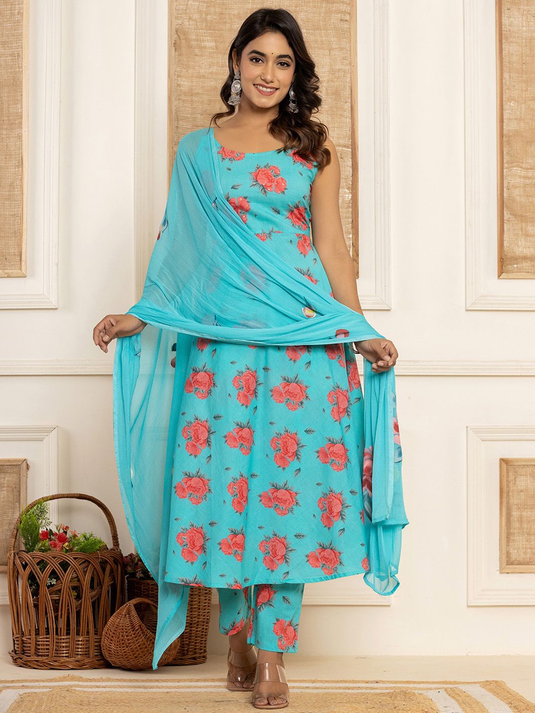 

Yufta Women Floral Embroidered Regular Pure Cotton Kurta with Trousers & With Dupatta, Blue
