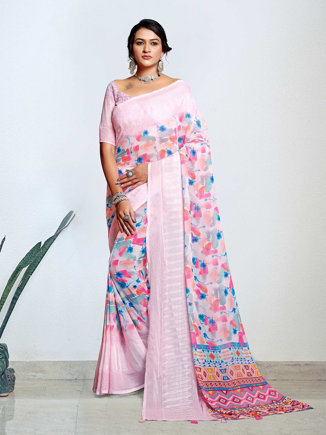 

Mitera Floral Saree, Pink