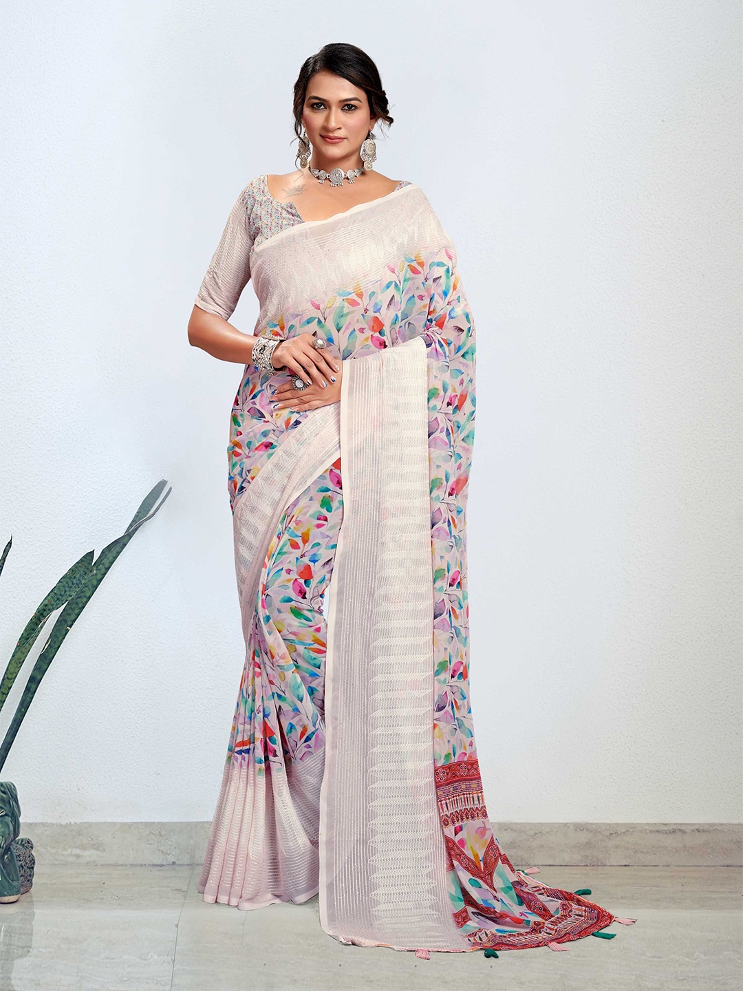 

Mitera Floral Sequinned Saree, Lavender