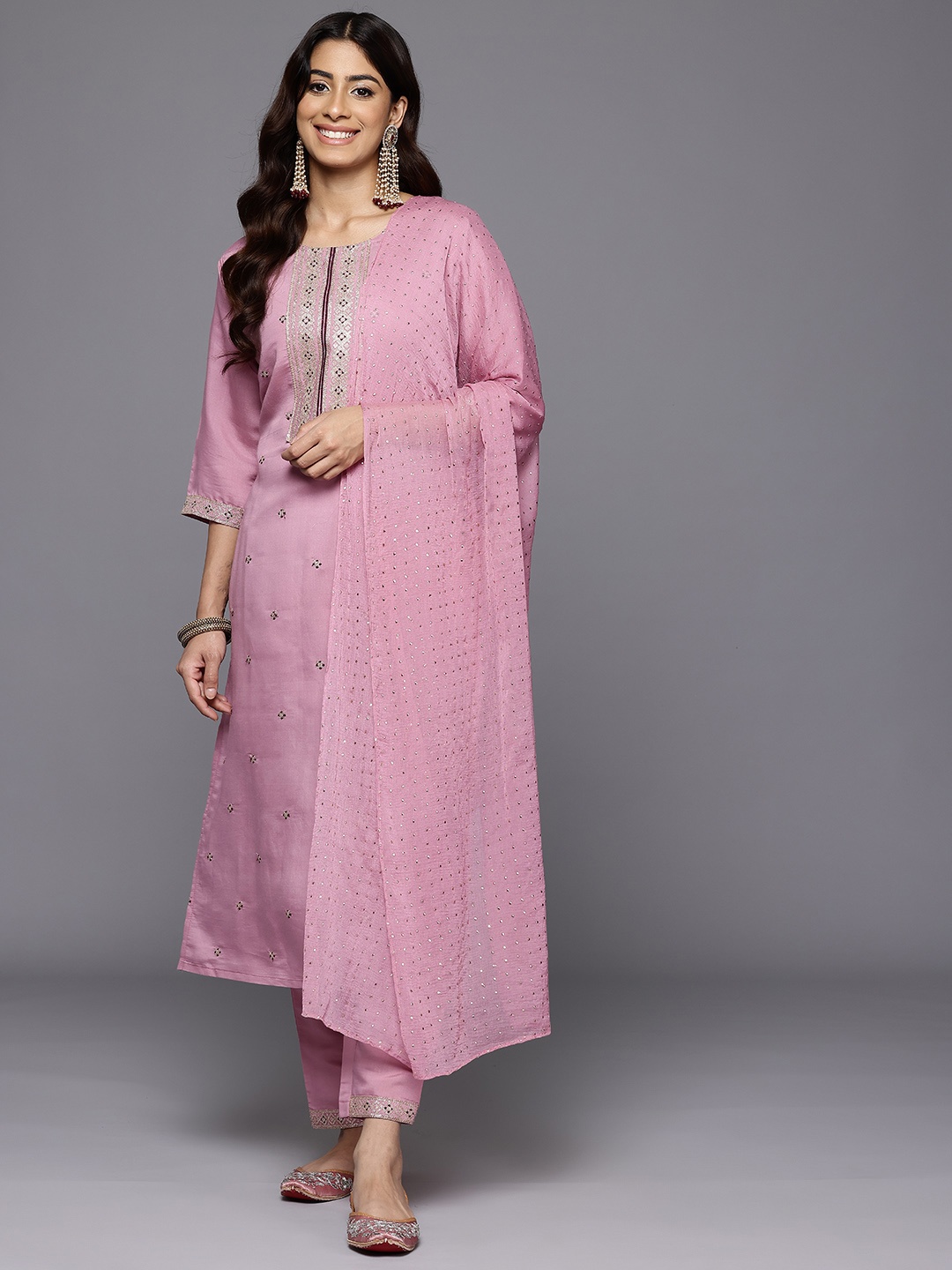 

Varanga Women Ethnic Motifs Embroidered Regular Kurta with Trousers & With Dupatta, Lavender