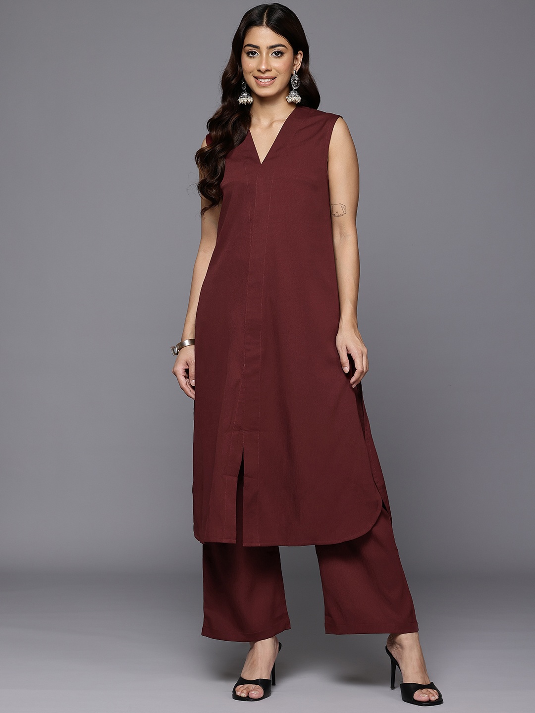 

Varanga Silk Crepe Kurta with Palazzos, Maroon