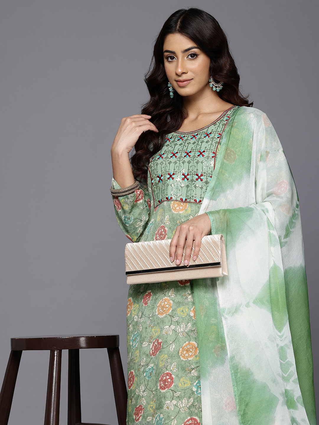 

Varanga Floral Embroidered Thread Work Kurta with Trousers & Dupatta, Green