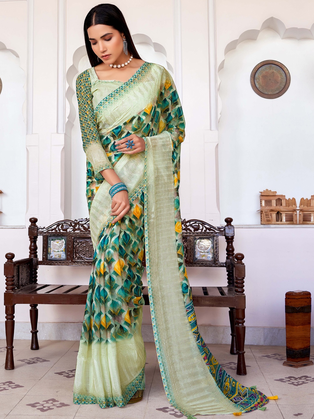 

Mitera Floral Sequinned Saree, Green