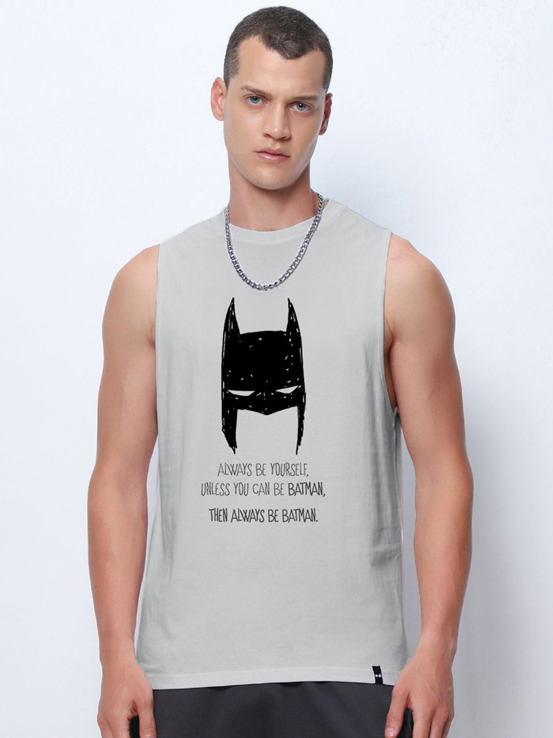 

Bewakoof Men Batman Graphic Printed Pure Cotton T-shirt, Grey