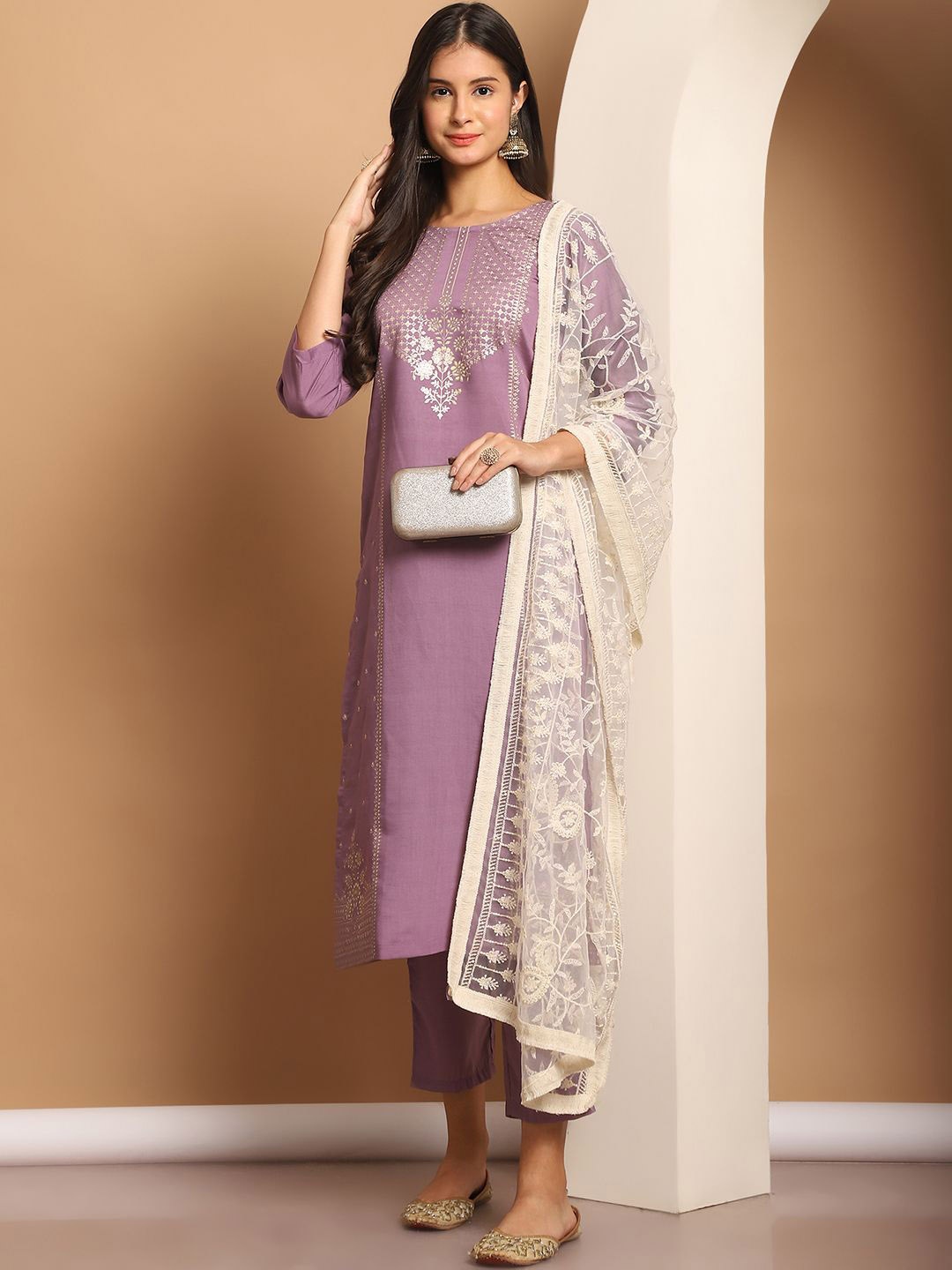 

Anouk Men Floral Printed Pleated Chikankari Kurta with Trousers & With Dupatta, Purple