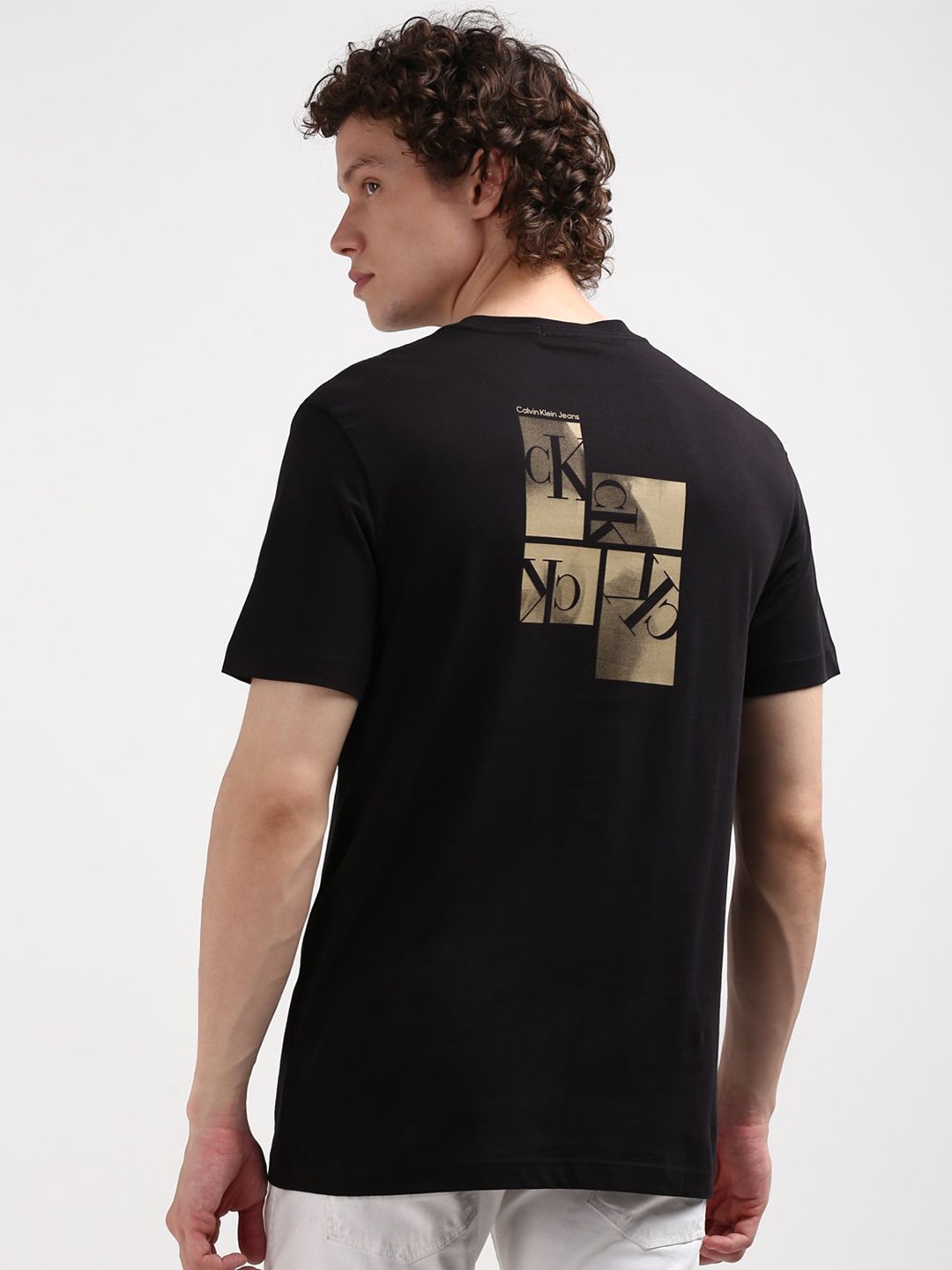 

Calvin Klein Jeans Men Printed Round Neck T-shirt, Black
