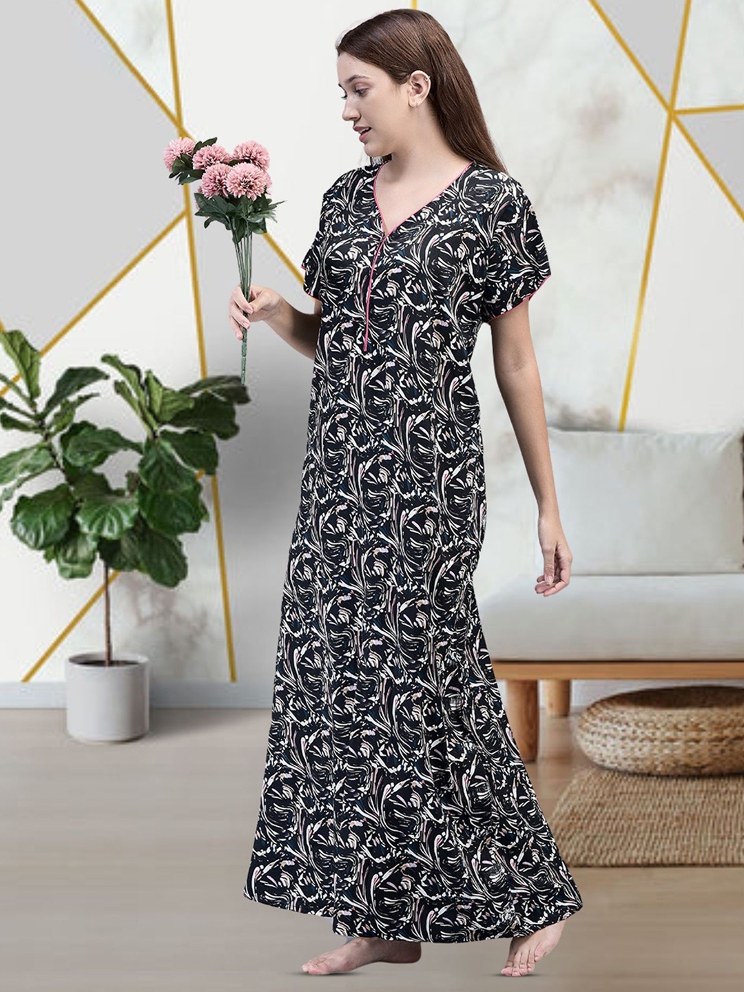 

Noty Printed Maxi Nightdress, Black