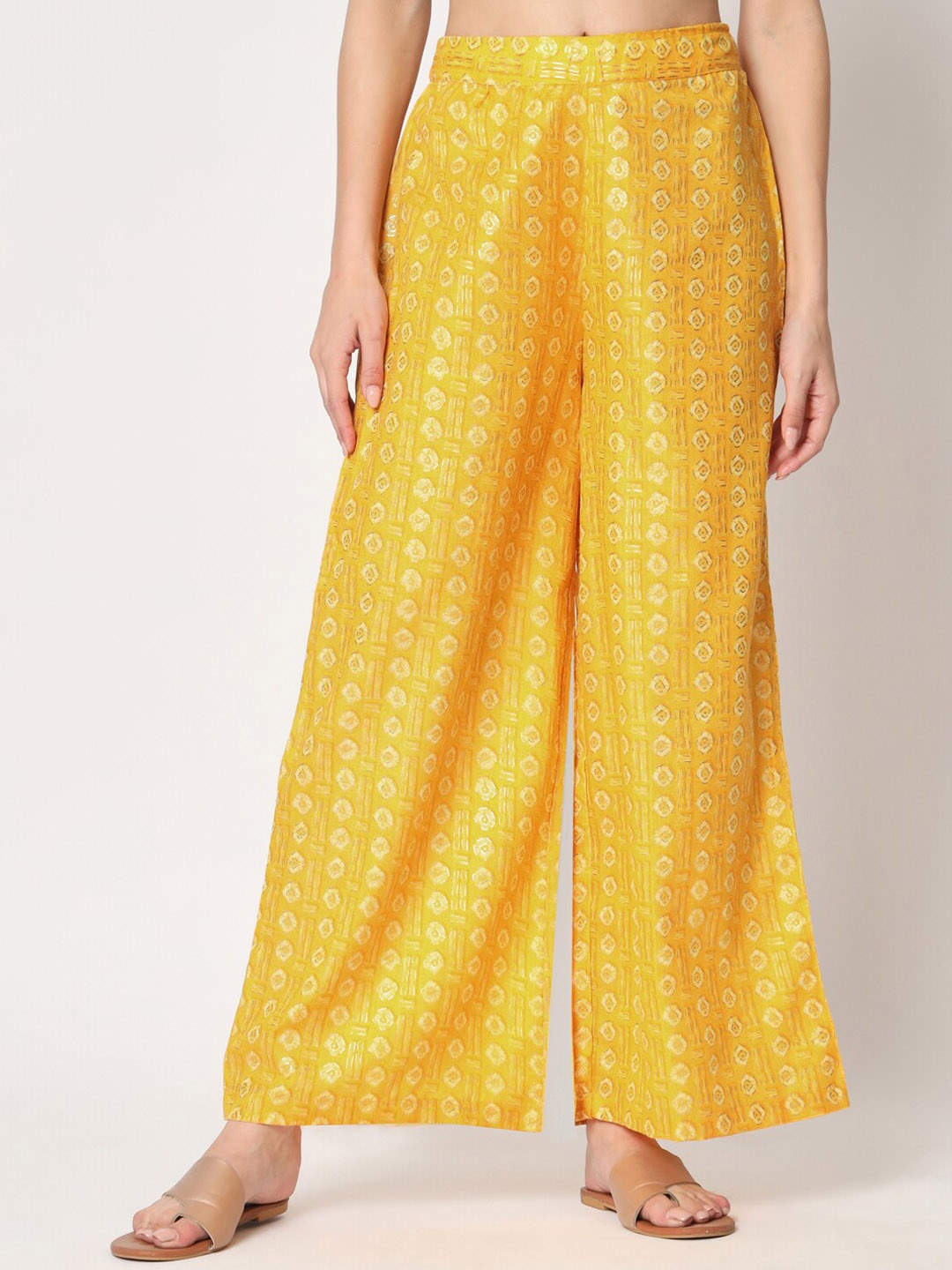 

9rasa Women Relaxed Loose Fit High-Rise Trousers, Yellow
