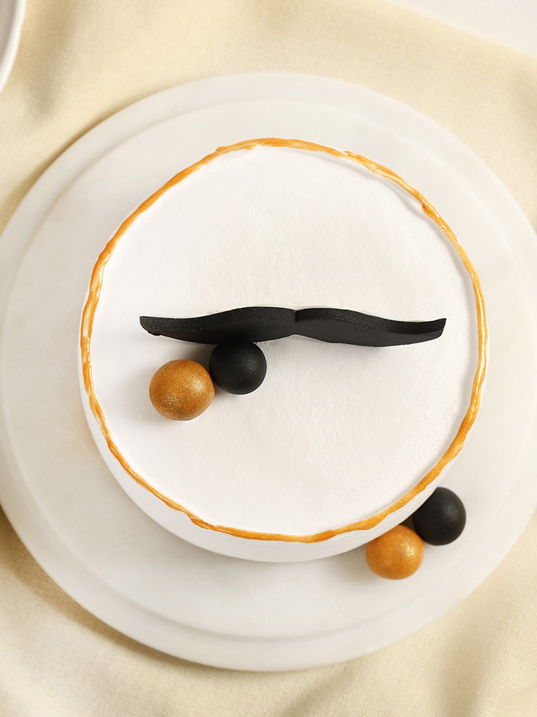 

IGP Father's Day Pearly Moustache Mini Cake-300 gm, White