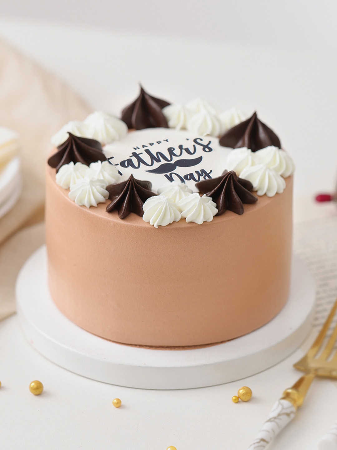 

IGP Chocolate Flavour Ecstasy Father's Day Round Eggless Cake- 300gm, Multi