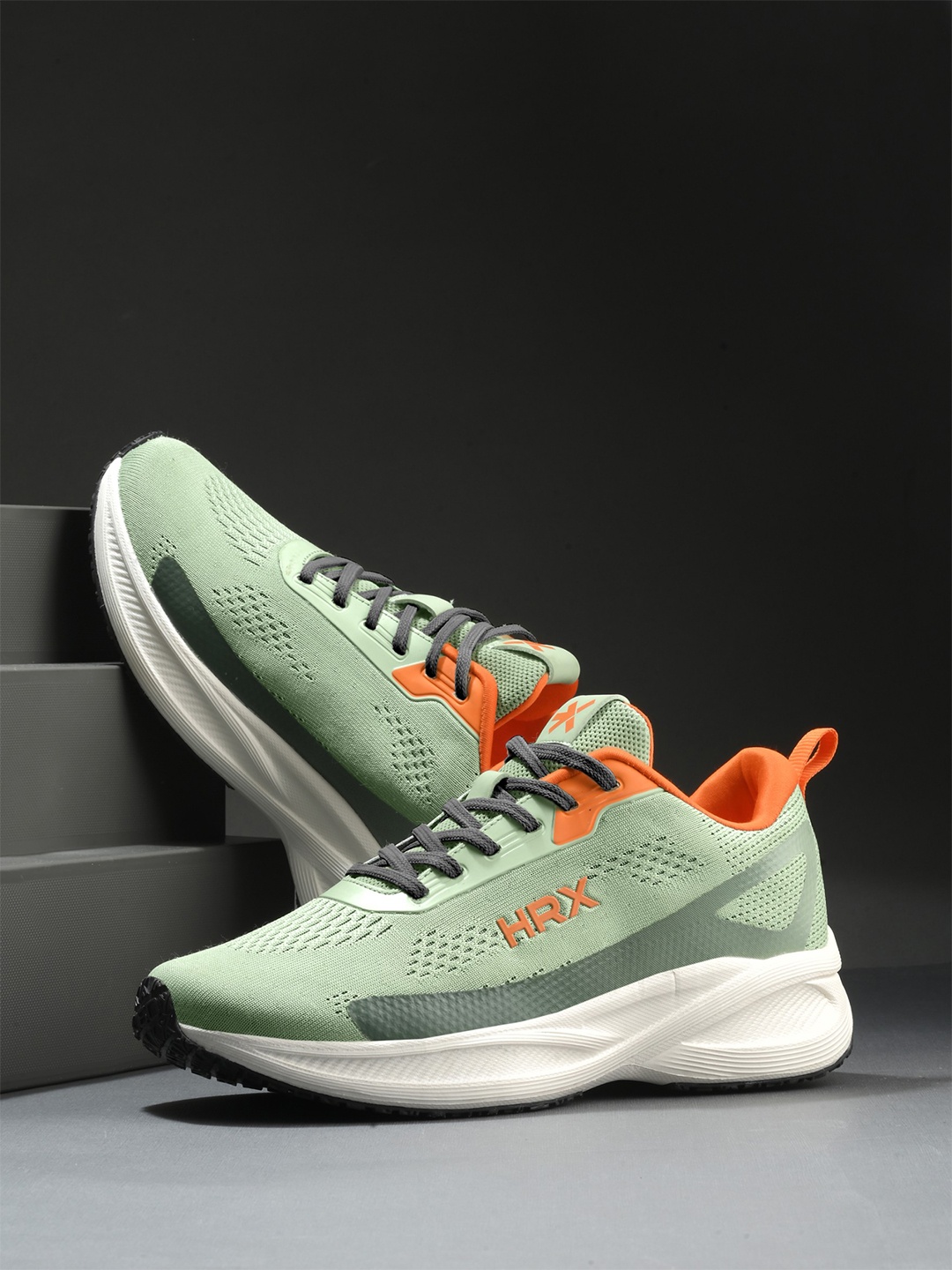 

HRX by Hrithik Roshan Men Mesh Running Non-Marking Shoes, Green