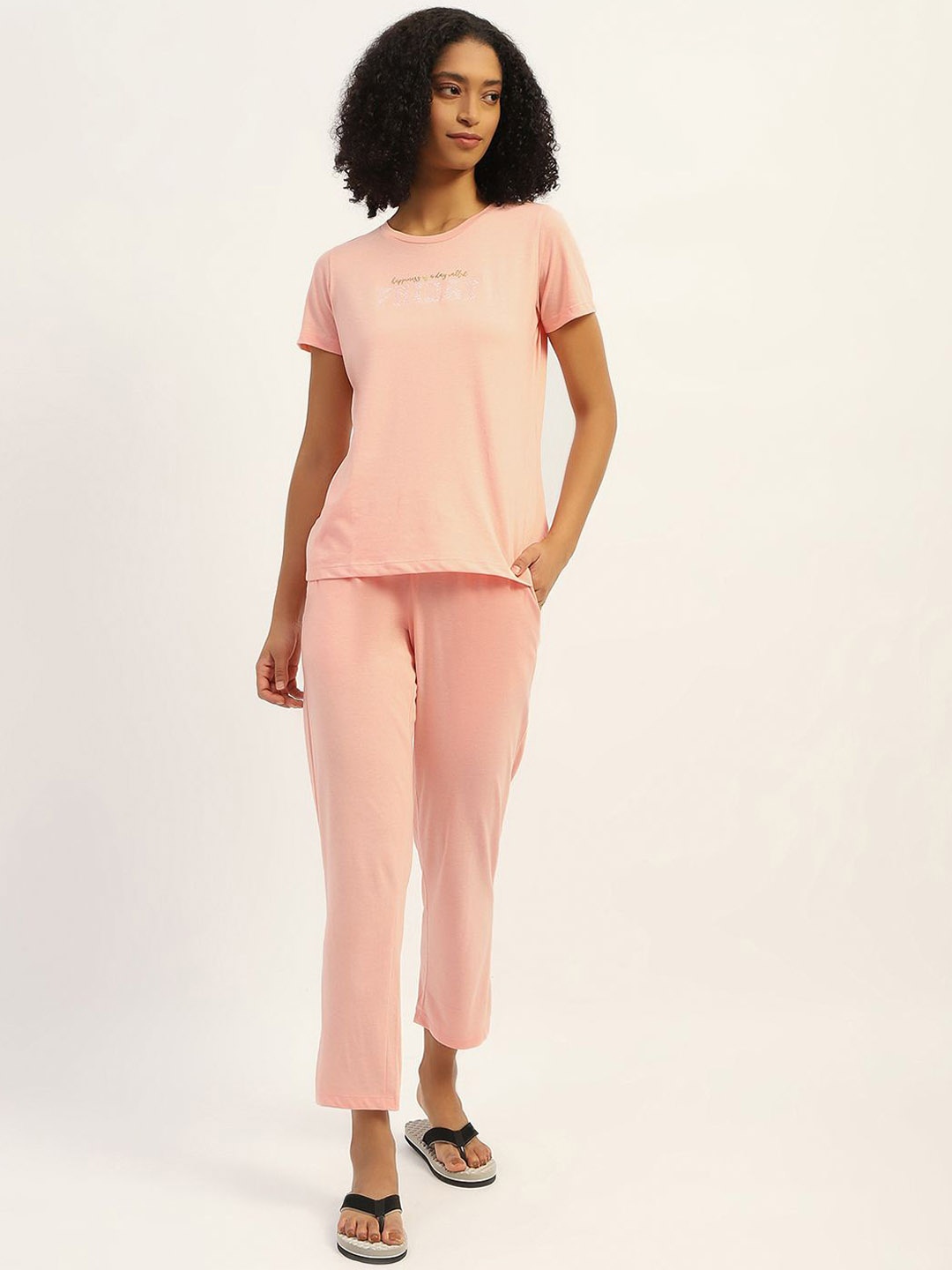 

MADAME M SECRET Women Printed Night suit, Peach
