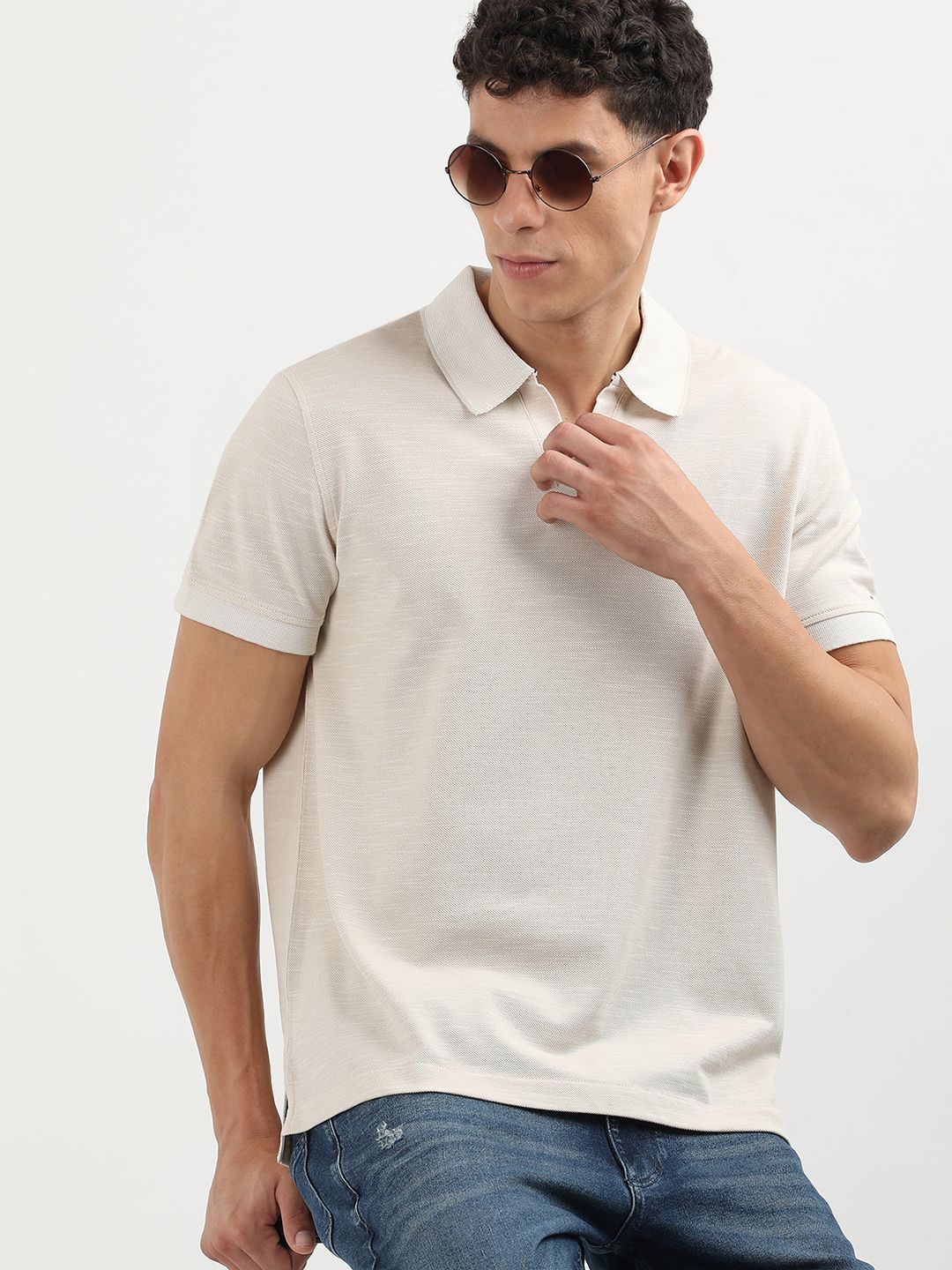 

Tommy Hilfiger Men Polo Collar Solid T-shirt, Beige