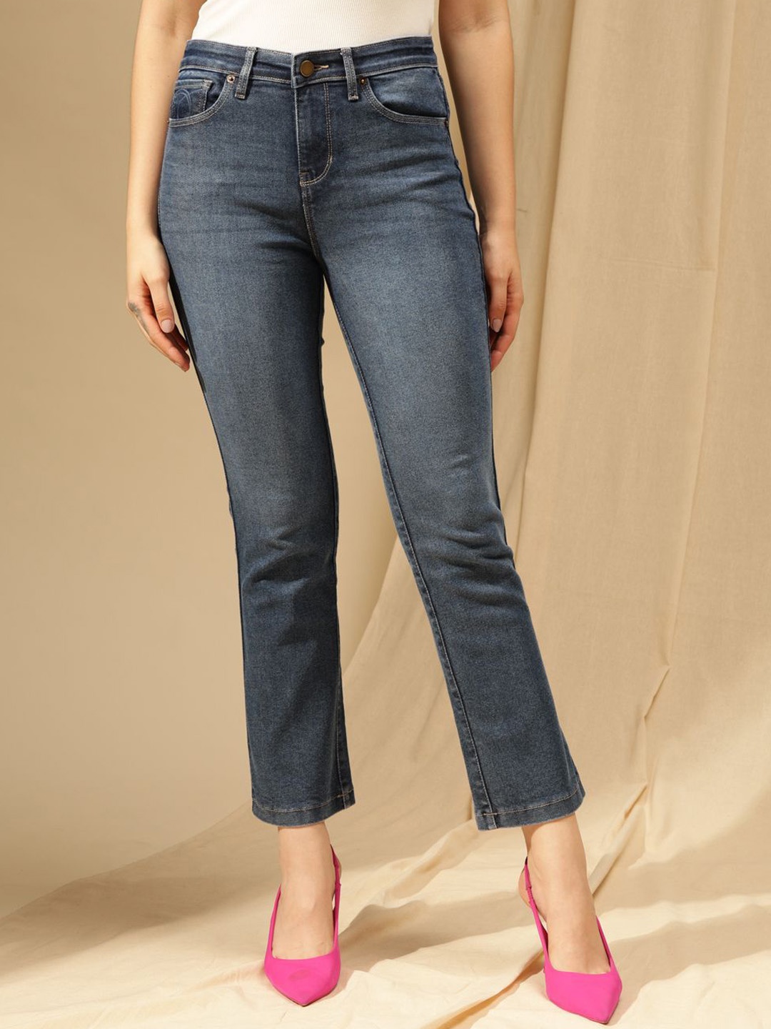 

Xpose Women Comfort Slim Fit High-Rise Light Fade Stretchable Jeans, Grey