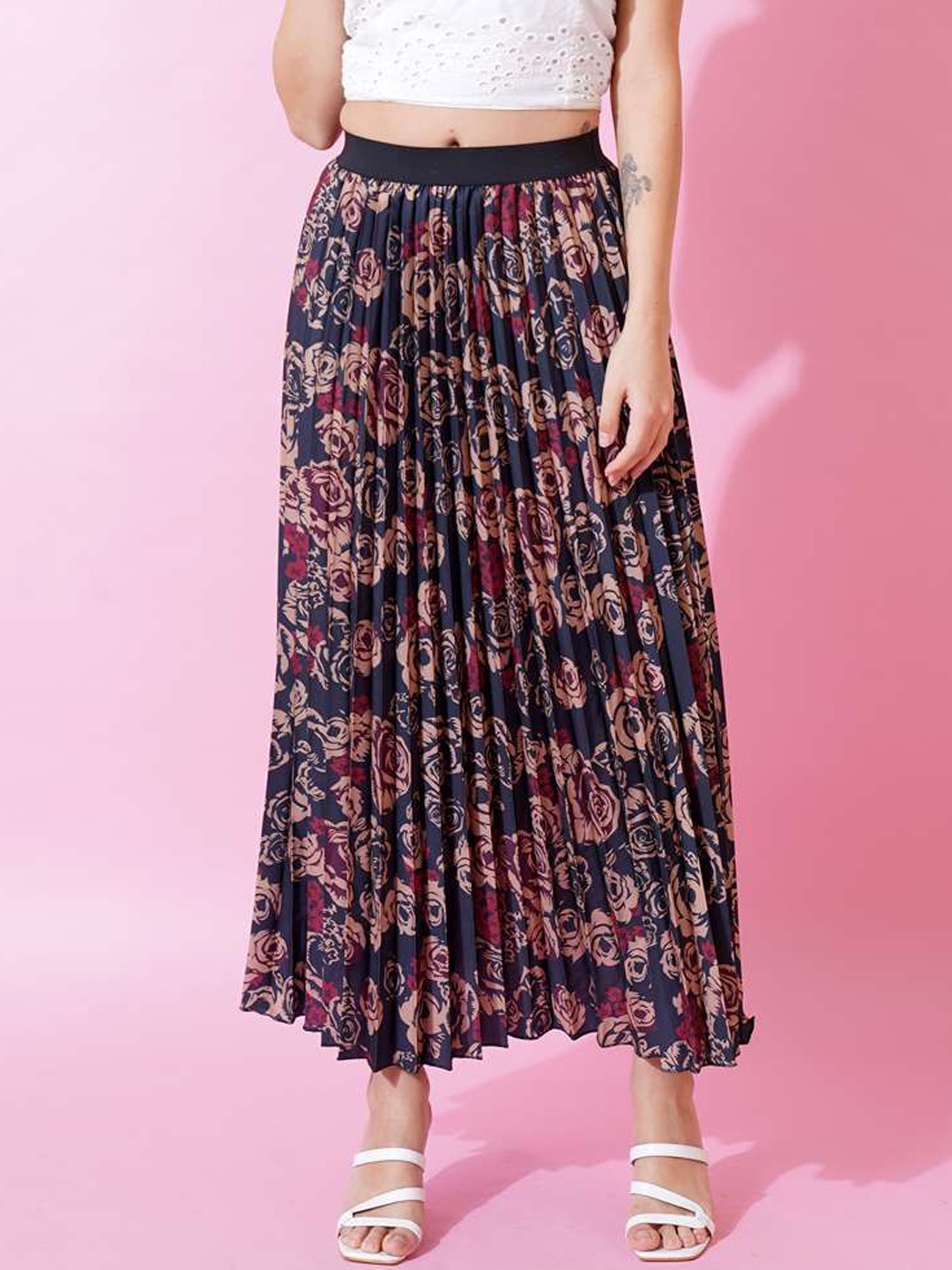 

OTABU Floral Printed Flared Maxi Skirt, Green