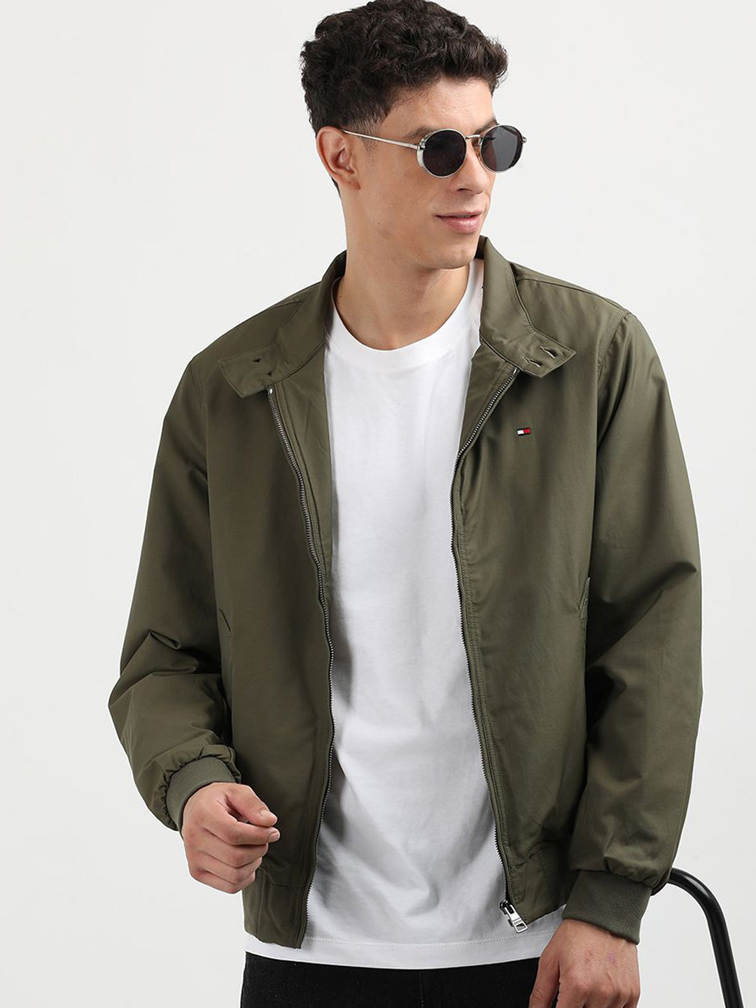 

Tommy Hilfiger Men Colourblocked Longline Bomber Jacket, Beige