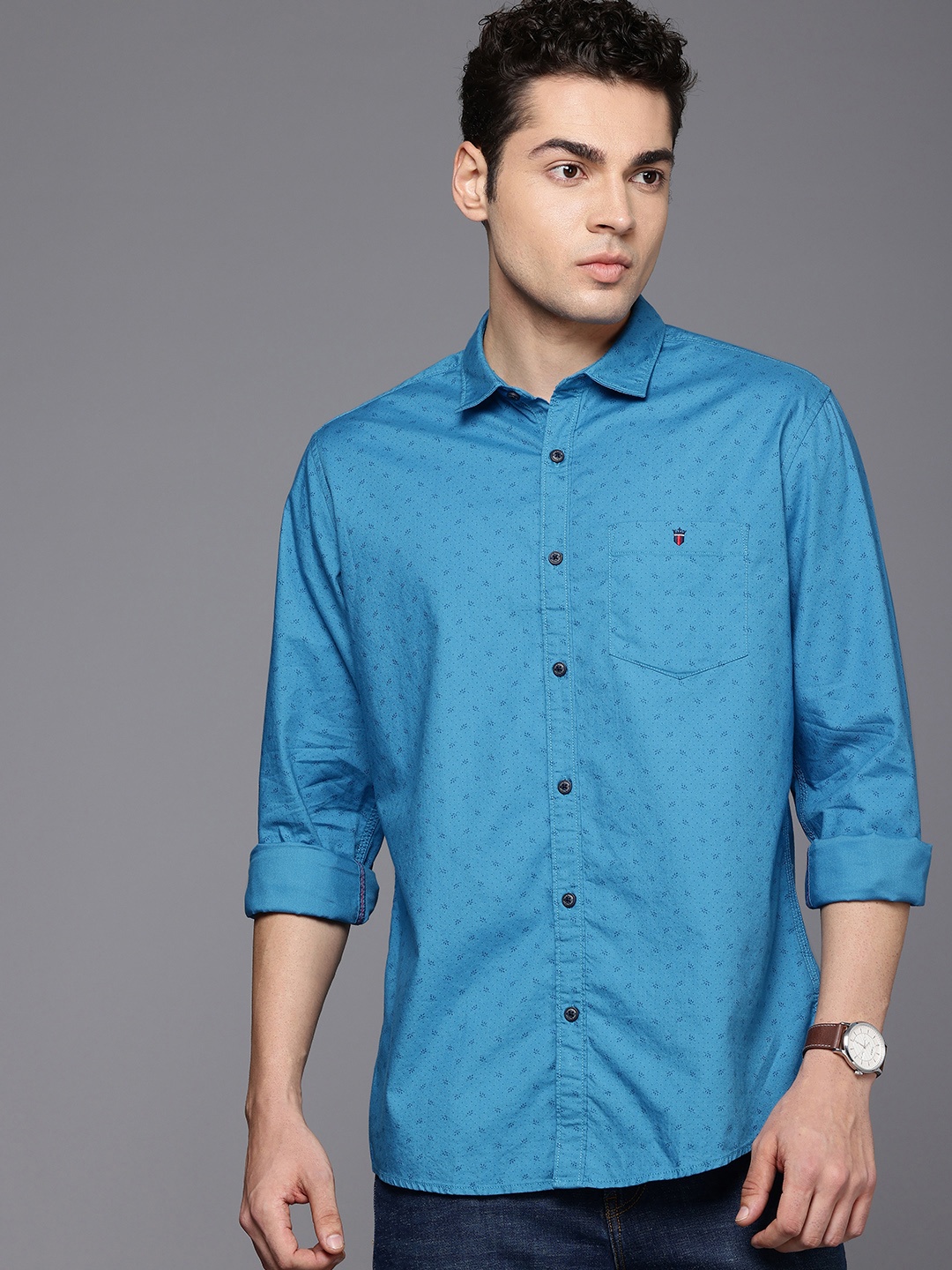 

Louis Philippe Jeans Pure Cotton Slim Fit Opaque Micro Ditsy Tropical Printed Casual Shirt, Blue