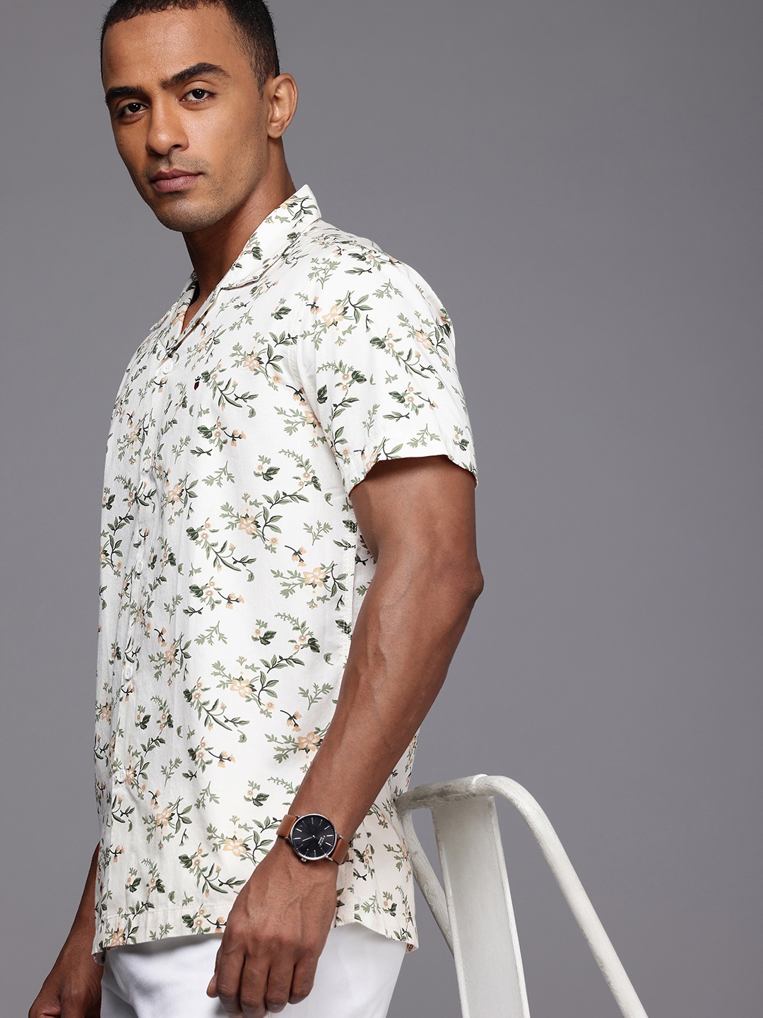 

Louis Philippe Jeans Pure Cotton Slim Fit Floral Opaque Printed Casual Shirt, White
