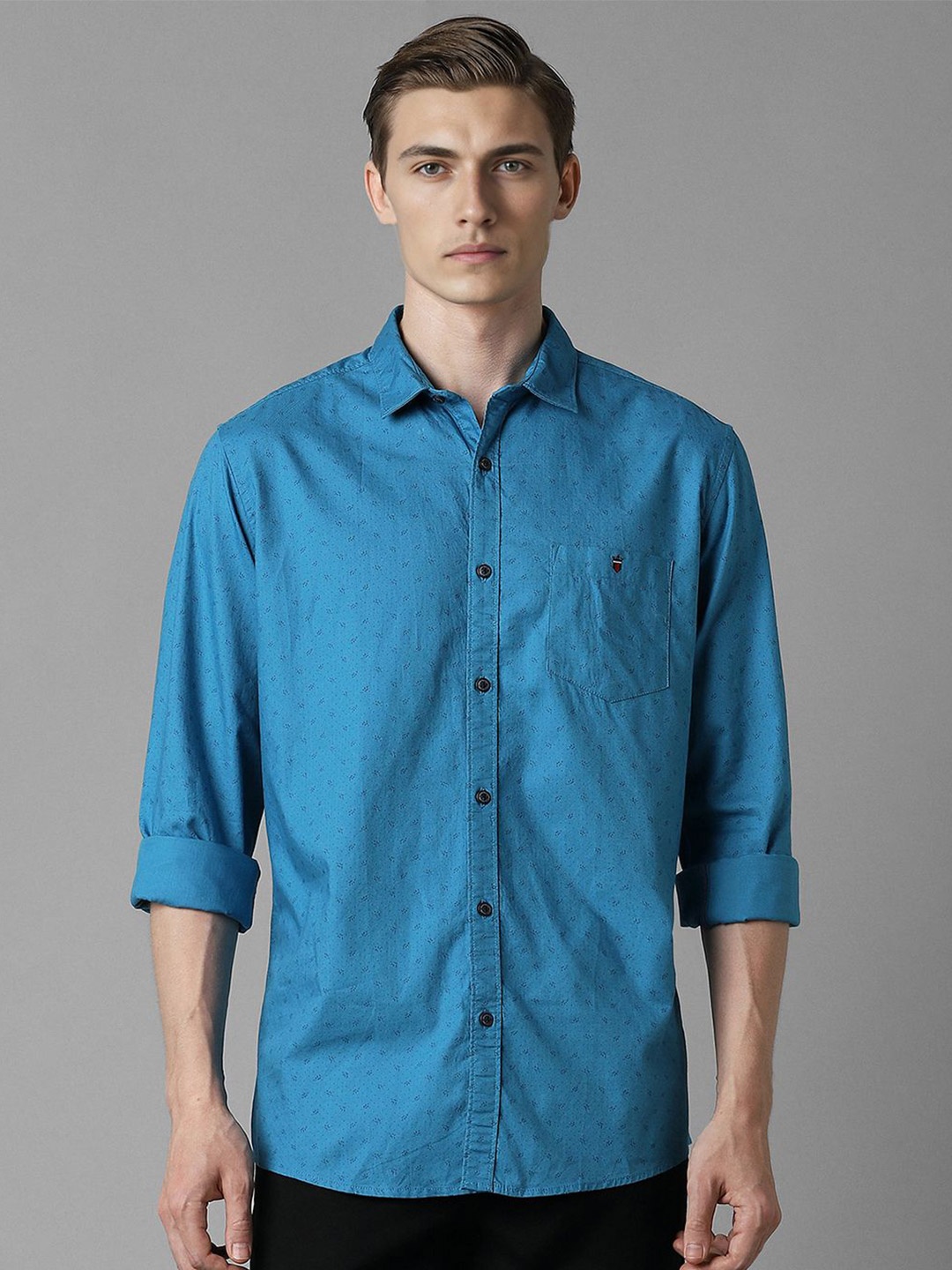 

Louis Philippe Jeans Men Slim Fit Micro Ditsy Printed Casual Shirt, Blue