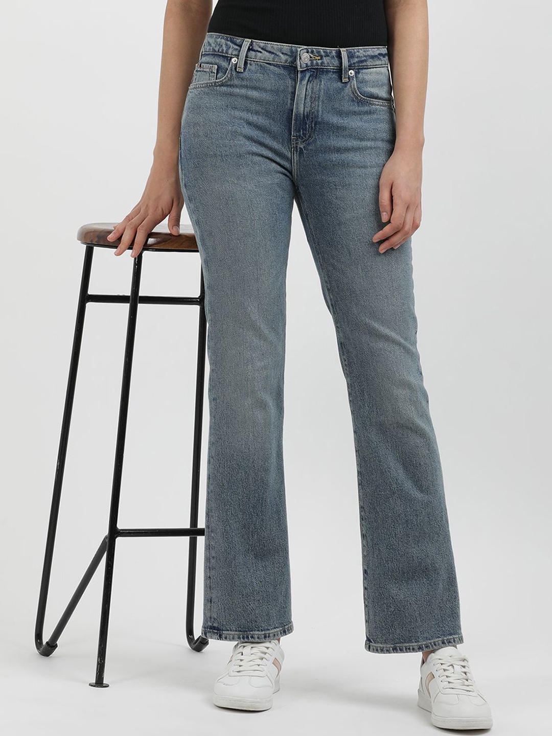 

Tommy Hilfiger Women Mid-Rise Regular Fit Jeans, Blue