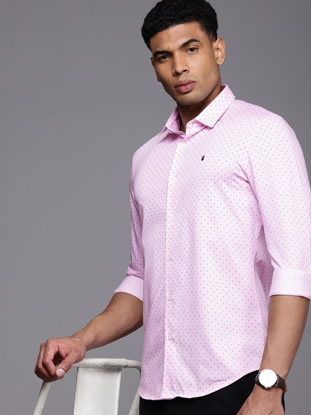 

Louis Philippe Sport Pure Cotton Smart Slim Fit Opaque Printed Casual Shirt, Pink