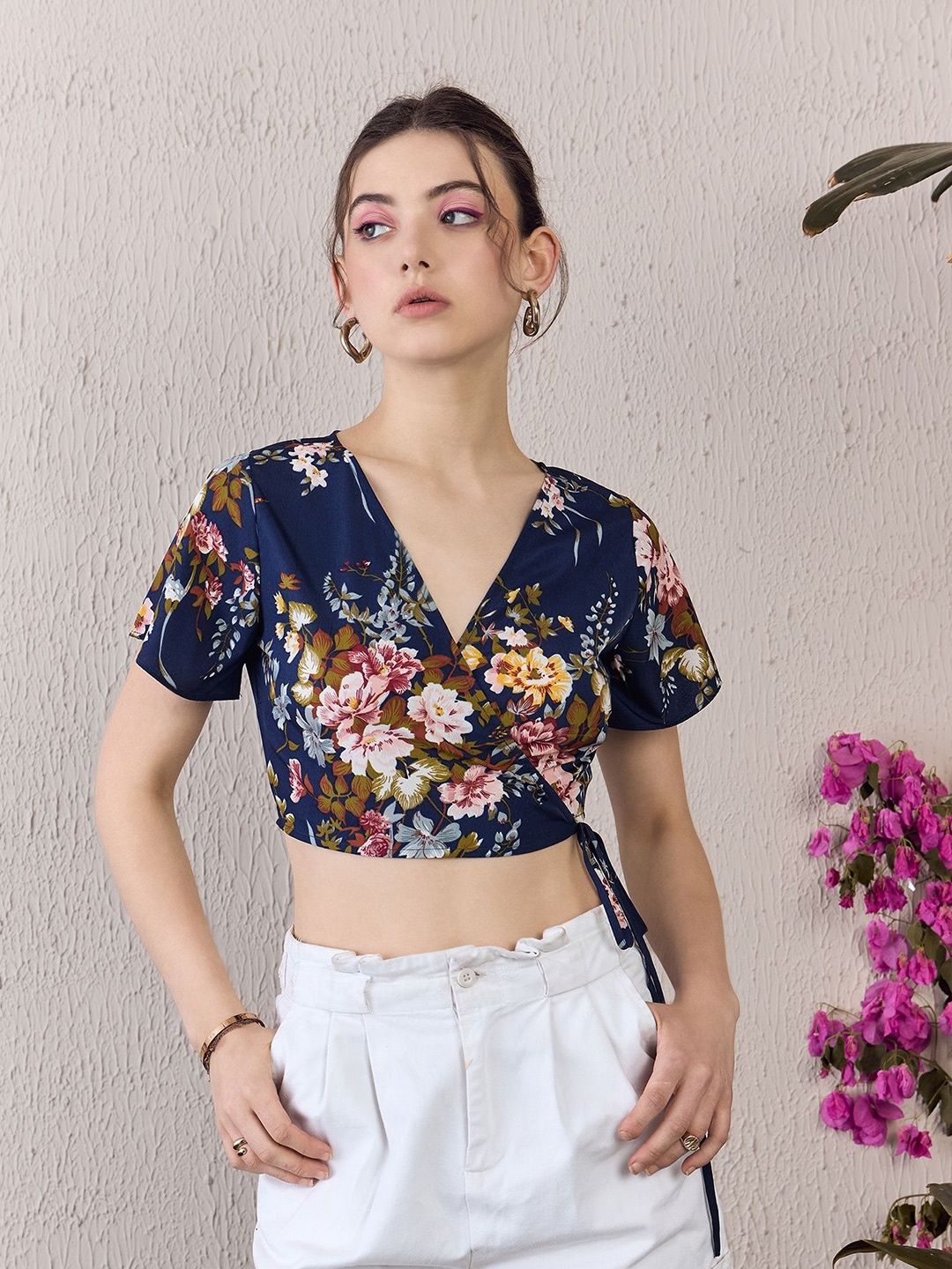 

Berrylush Floral Printed Wrap Crop Top, Navy blue