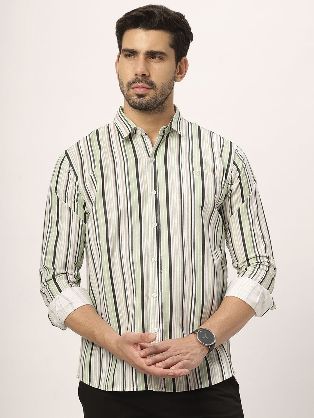 

N AND J Men Relaxed Opaque Striped Casual Shirt, Green