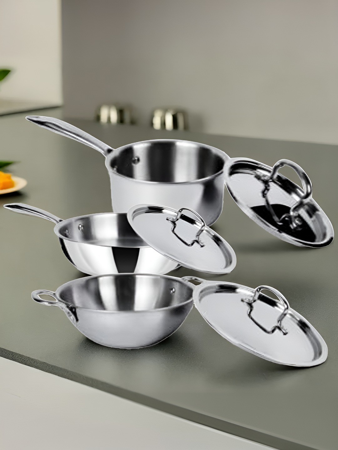 

USHA SHRIRAM Silver Toned 3 Pieces Triply Cookware Set With Lid