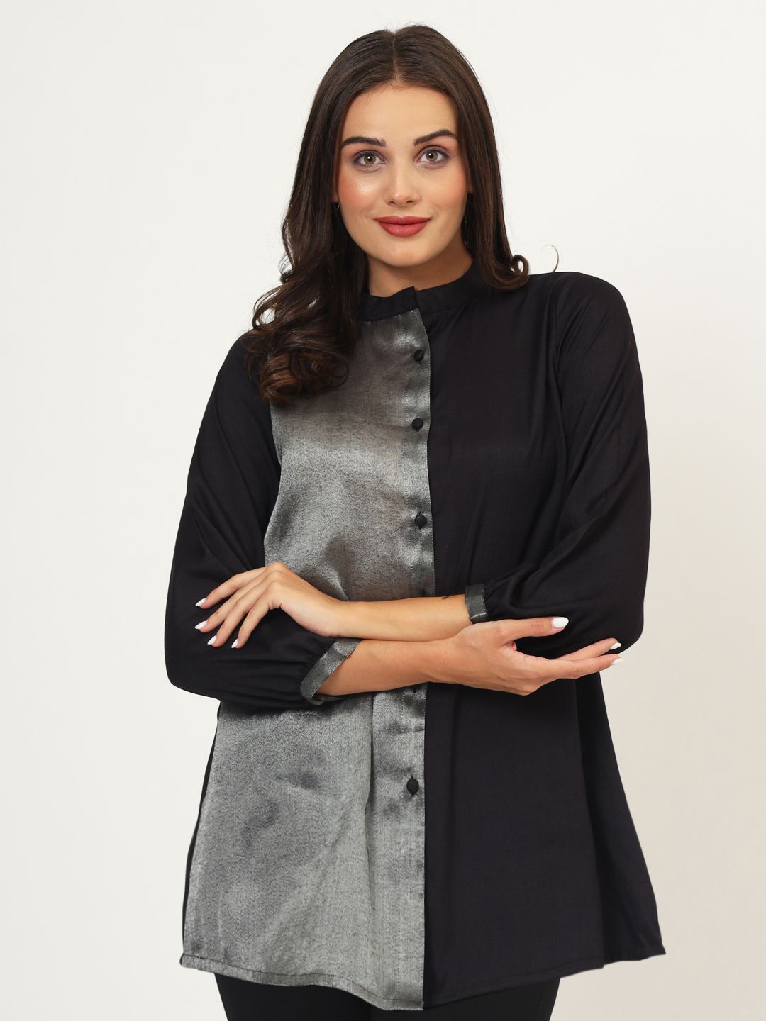 

studio rasa Colorblocked Round Neck Tunic, Black