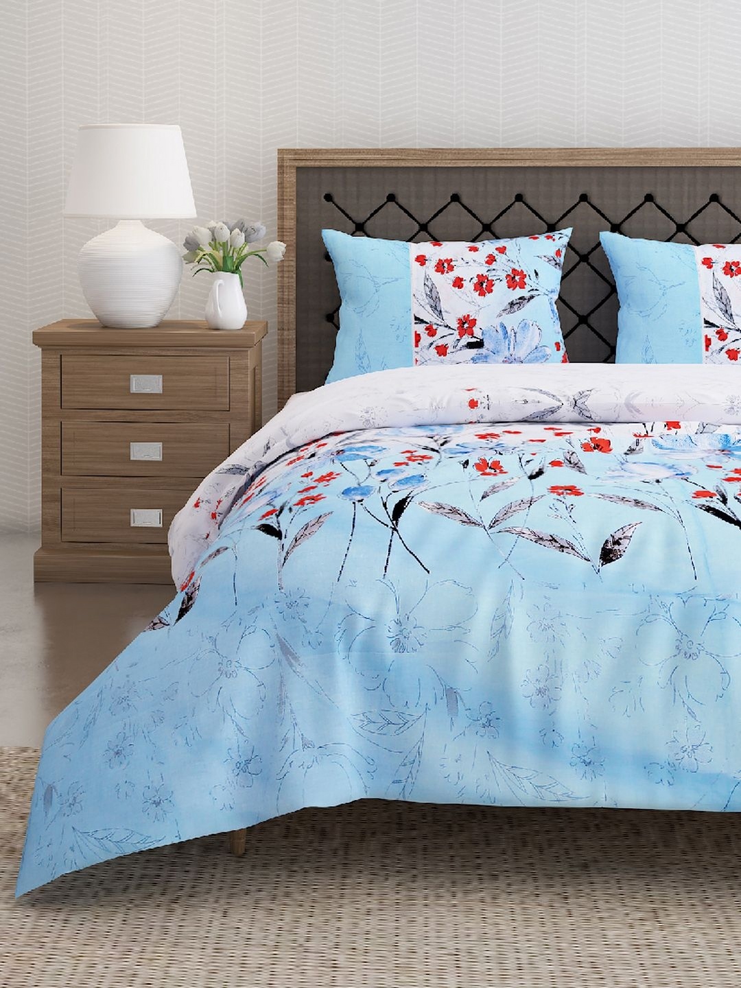 

Aura Blue & Red Floral 160 TC King Bedsheet with 2 Pillow Covers