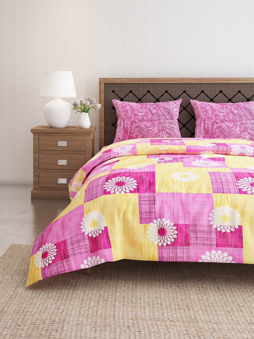 

Aura Purple & Yellow Floral 140 TC King Bedsheet with 2 Pillow Covers