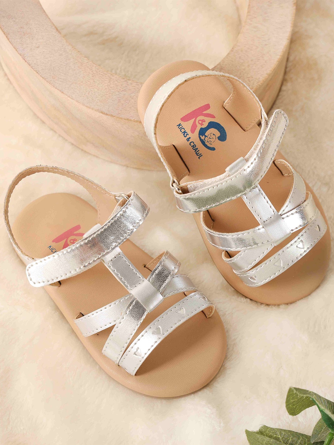 

KICKS & CRAWL Kids Girls Open Toe Flats, Silver