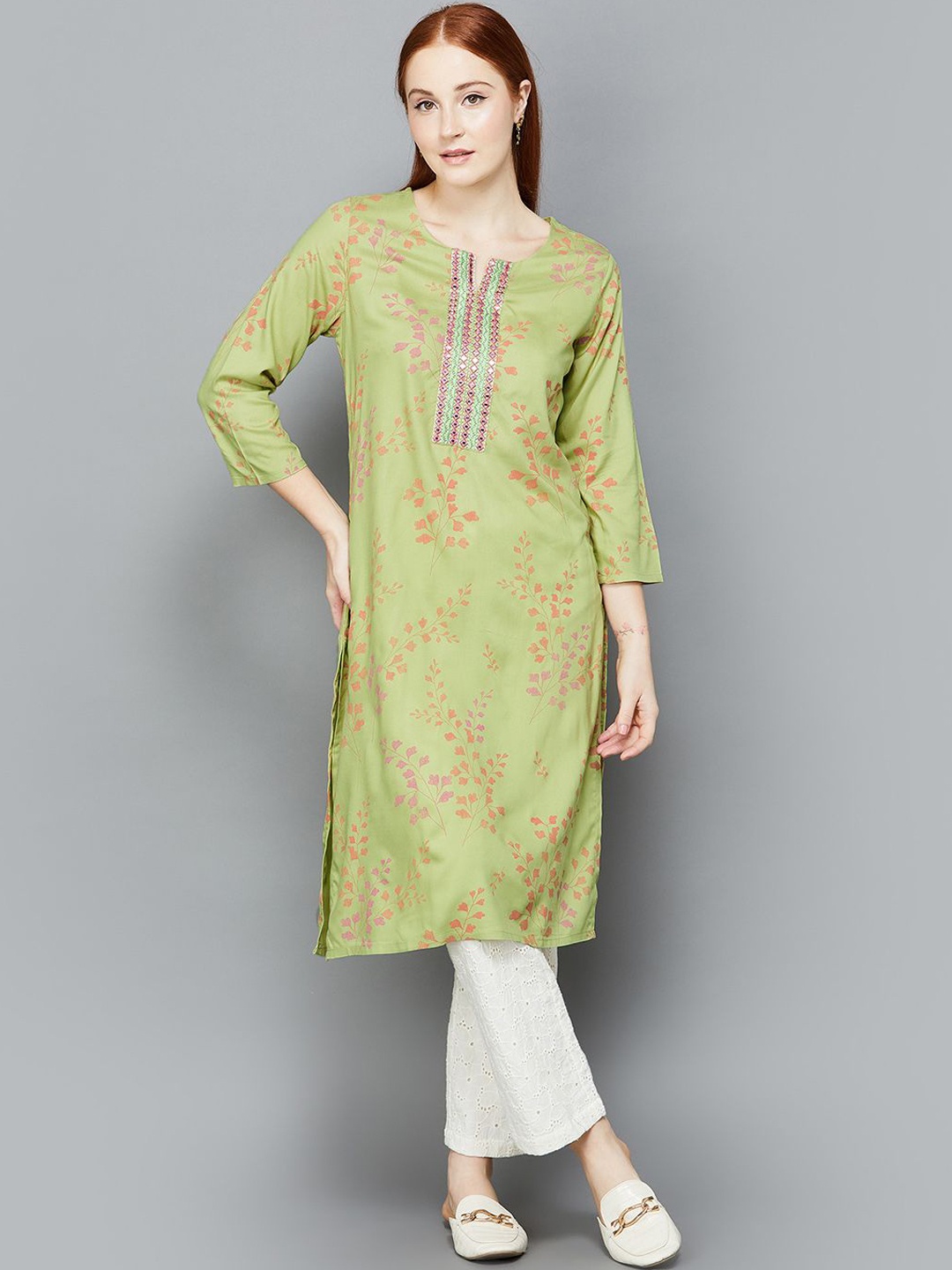 

Melange by Lifestyle Women Floral Printed MirrorWork Kurta, Green