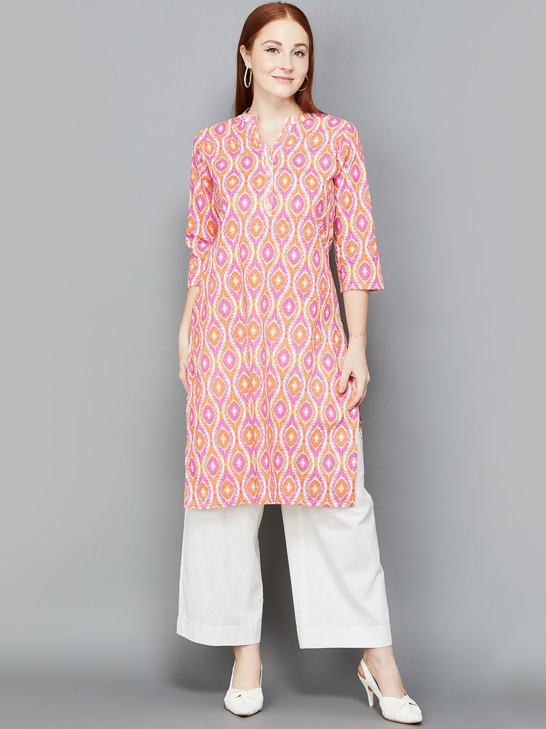 

Women Geometric Floral Printed Kurta, Pink