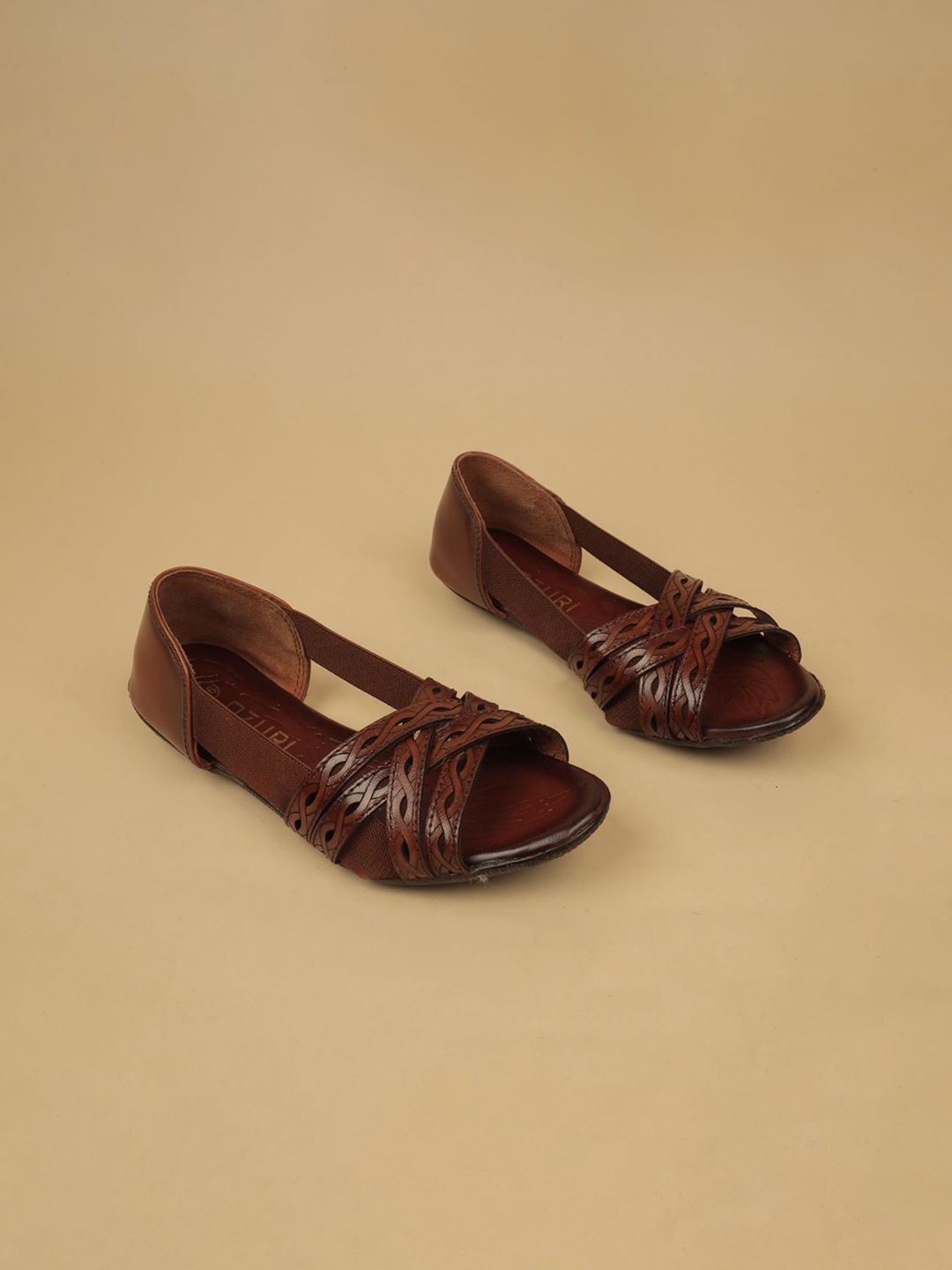 

Ozuri Women Ballerinas with Bows Flats, Rust