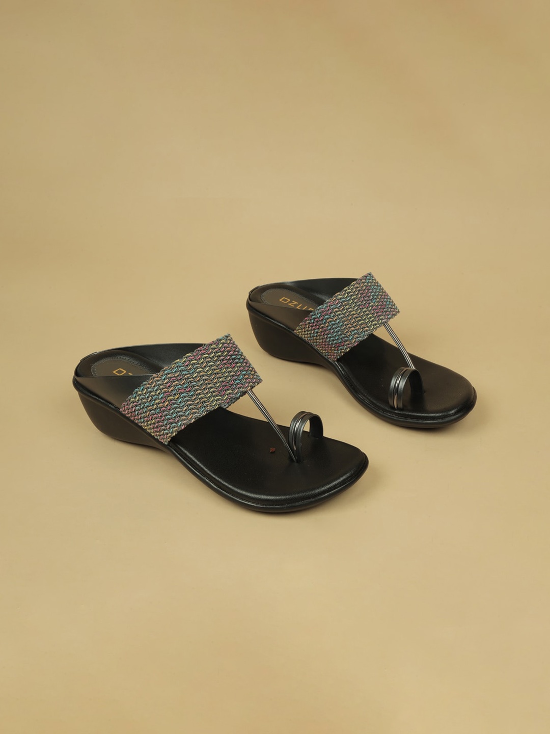 

Ozuri Colourblocked Wedge Sandals, Grey