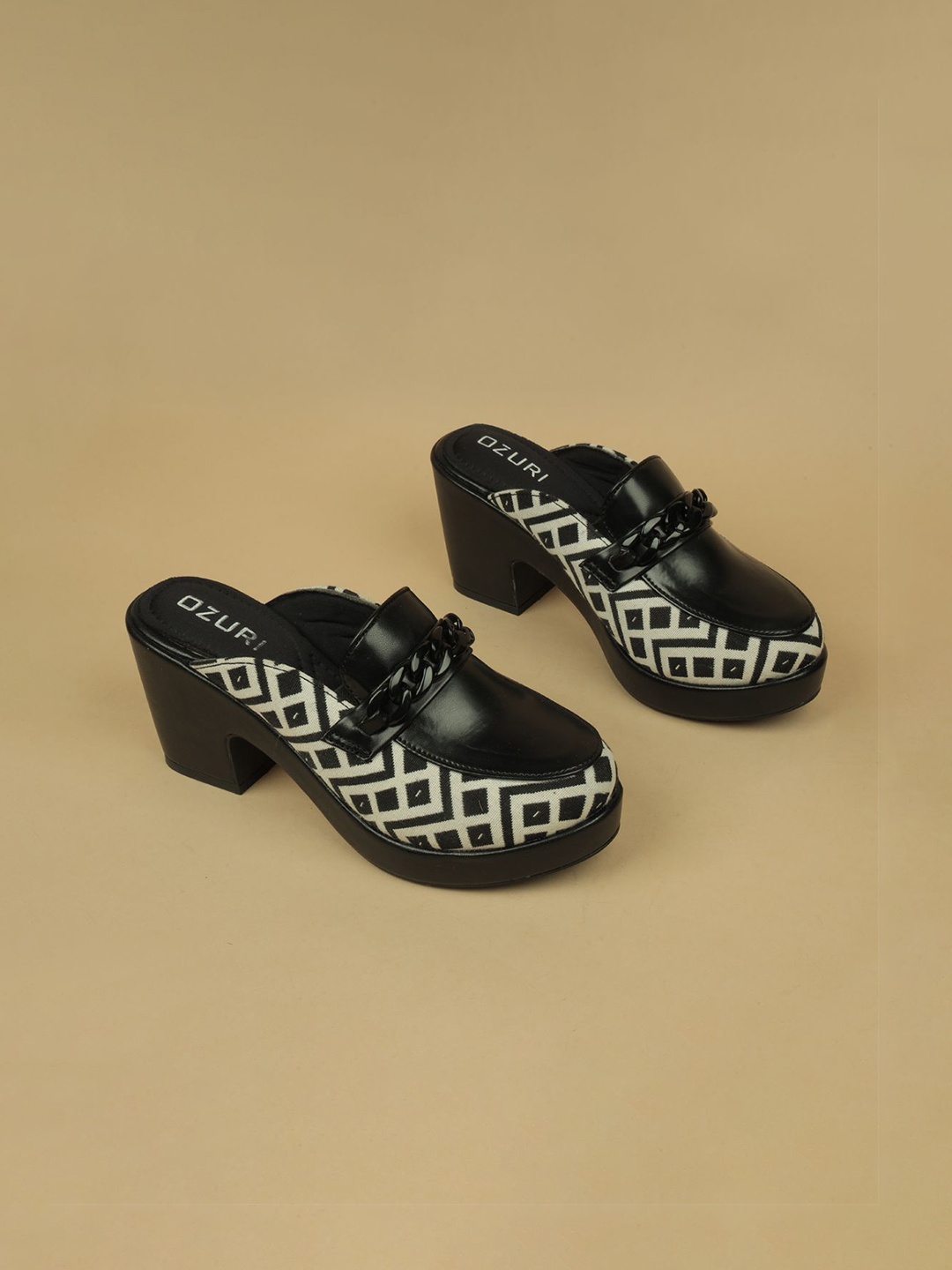 

Ozuri Synthetic Printed Block Heels Pumps, Black