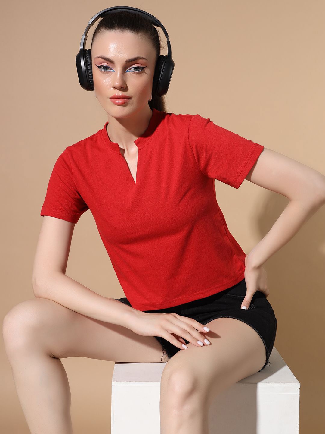 

STHULAS Women Solid Mandarin Collar Crop T-shirt, Red