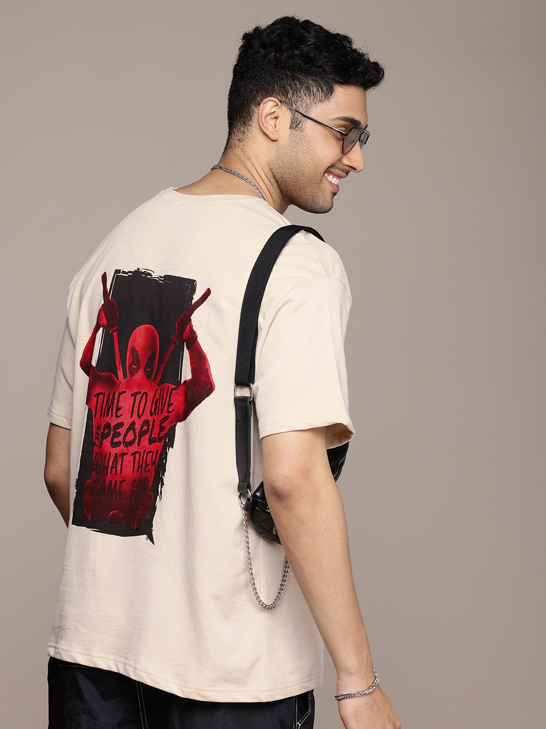 

WROGN Deadpool Printed Drop-Shoulder Sleeves Pure Cotton Oversized T-shirt, Beige