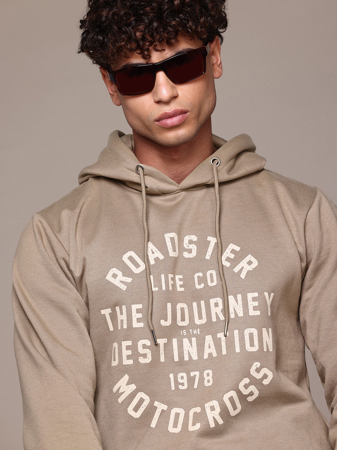 

The Roadster Lifestyle Co. Printed Hooded Relaxed Fit Sweatshirt, Beige