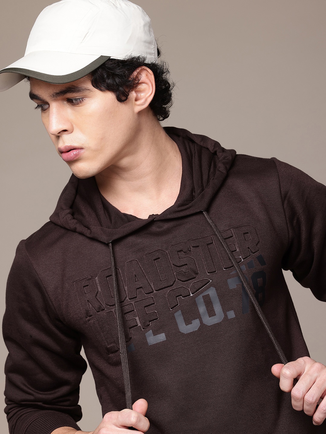 

The Roadster Lifestyle Co. Printed Hooded Sweatshirt, Brown