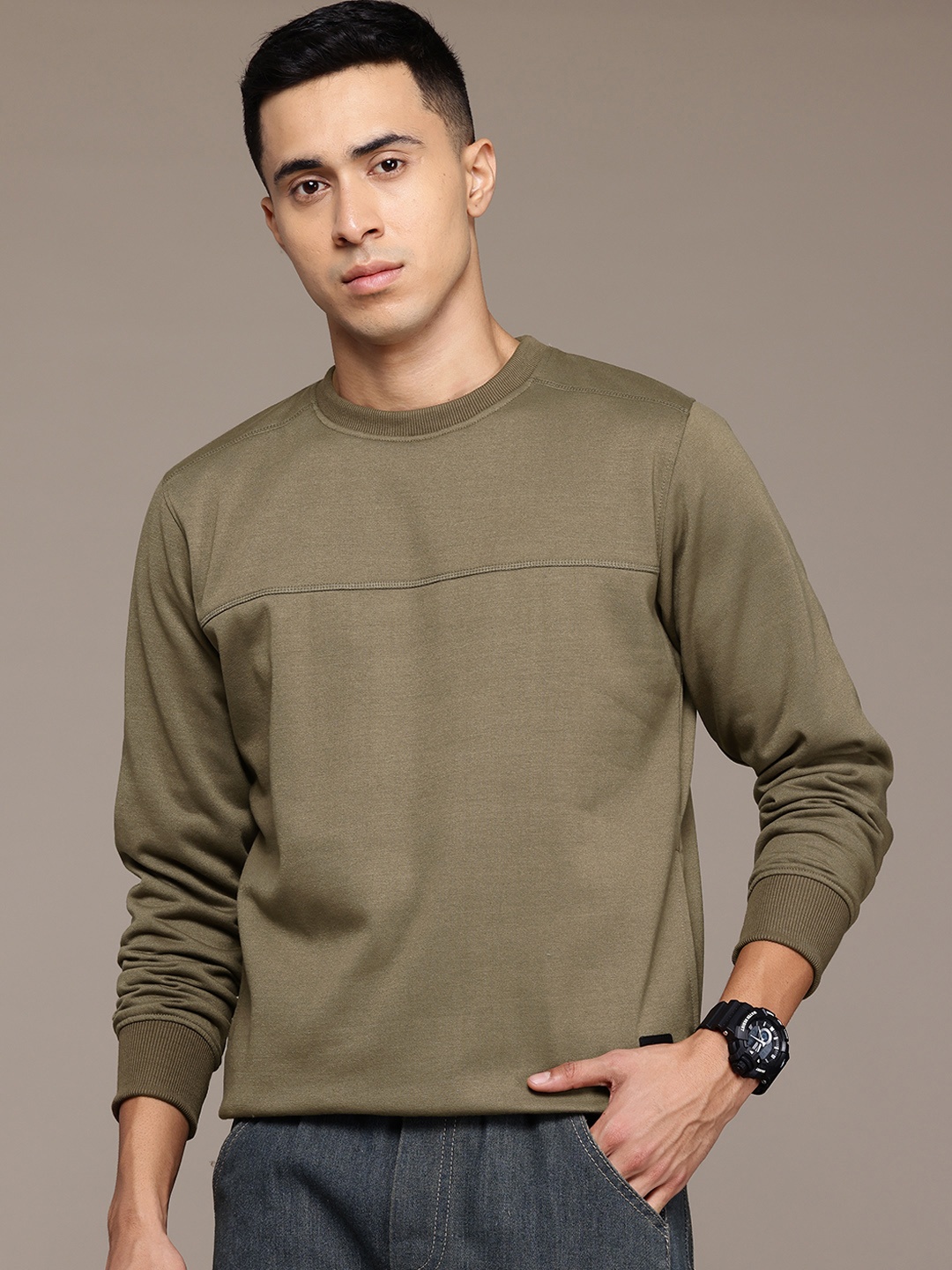 

The Roadster Lifestyle Co. Round Neck Sweatshirt, Olive
