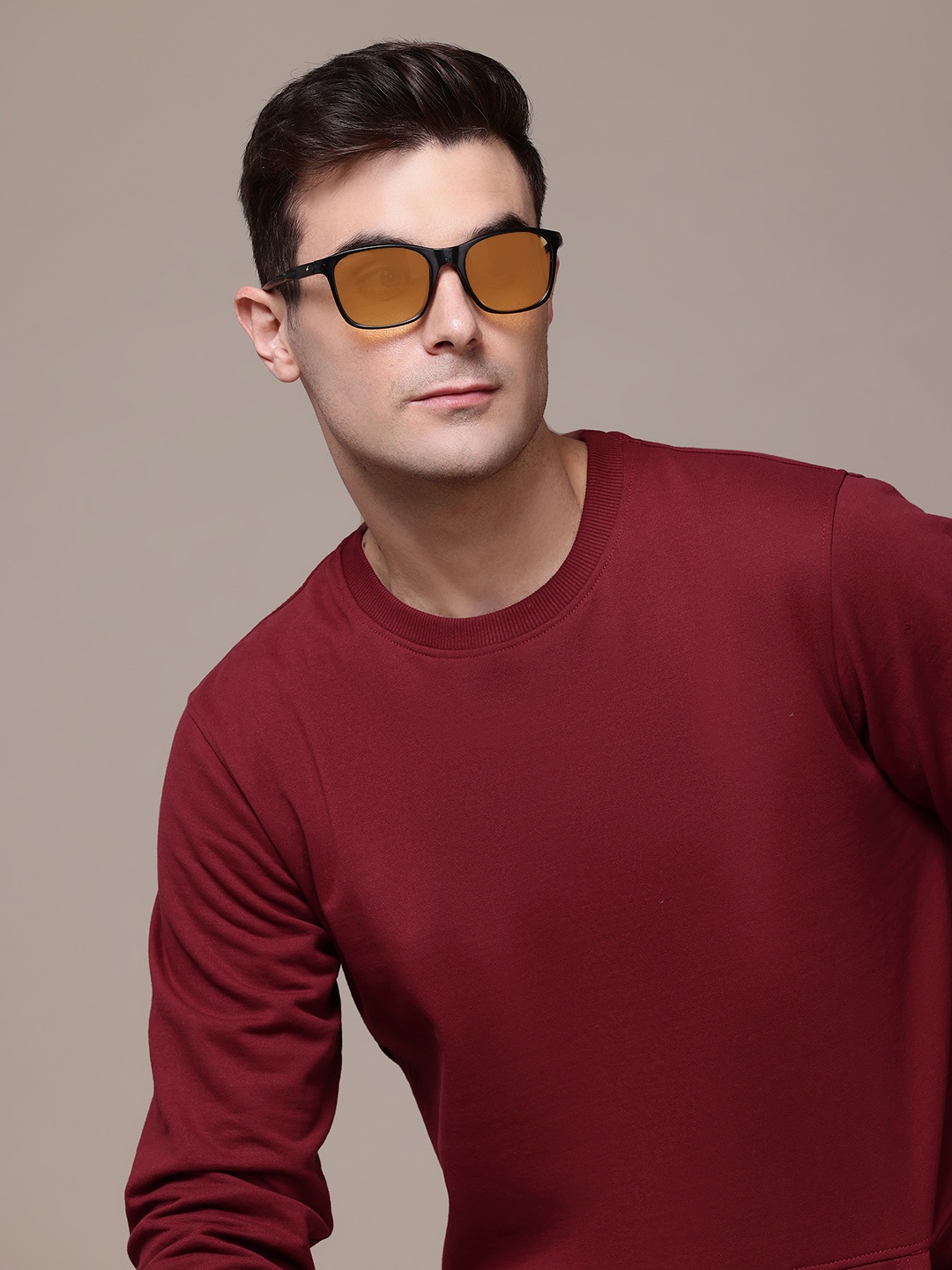 

The Roadster Lifestyle Co. Men Sweatshirt, Brown