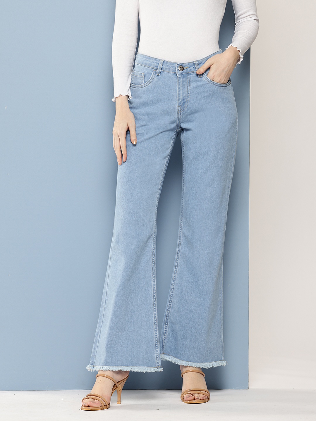 

Chemistry Women Stretchable Frayed Flared-Fit Mid-Rise Jeans, Blue